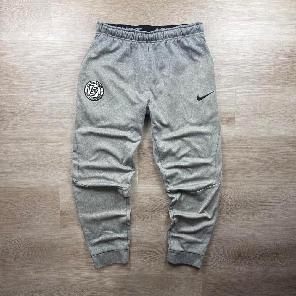 Nike Dri-FIT Grey Therma Fleece Academy Graphic Jogger Pants L